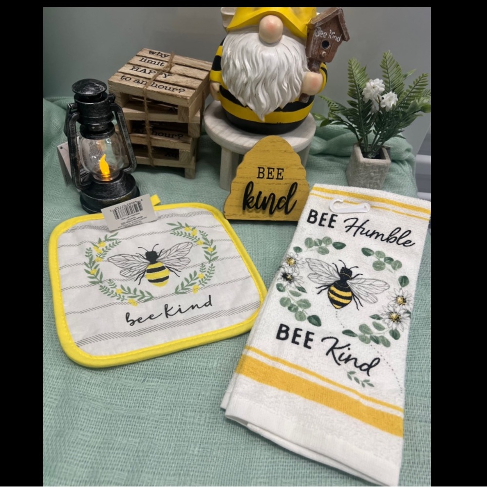 BEE Kitchen towel Decor set 3Pcs